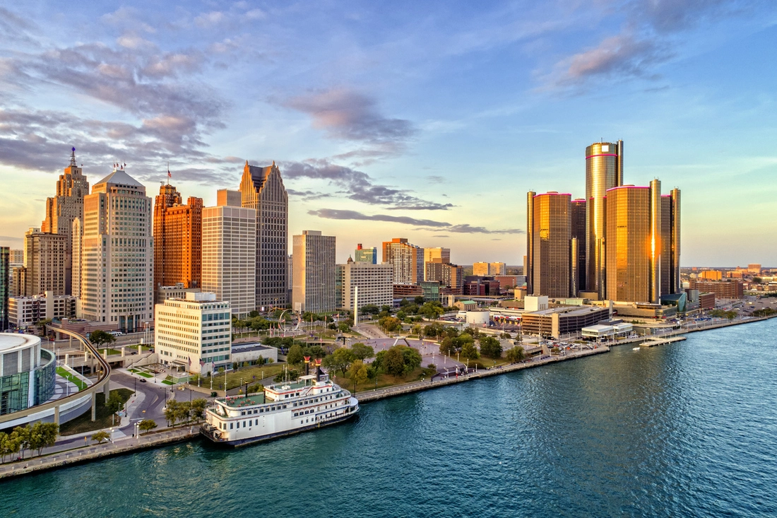 Detroit 2.jpg