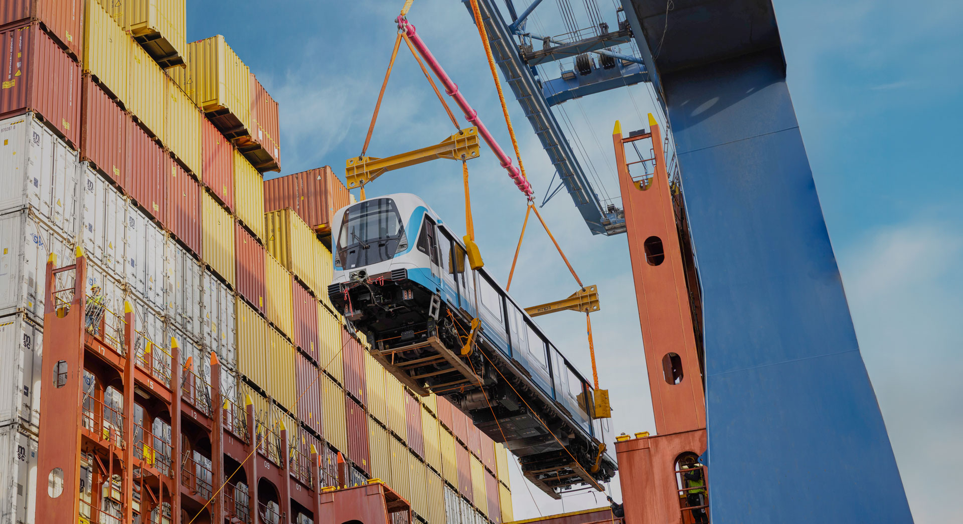 Alstom railcar being discharged in Alexandria